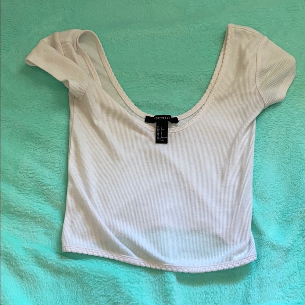Women’s wife beater scooped crop top